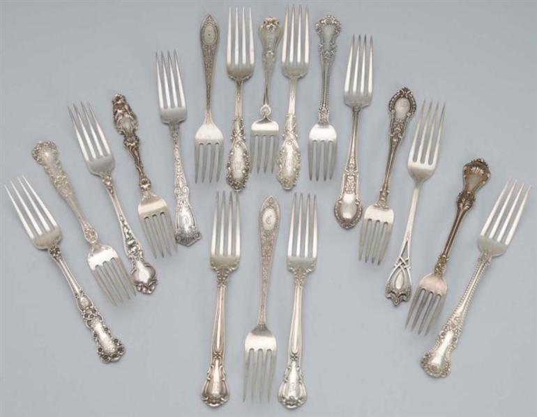 LOT OF 18: AMERICAN SILVER LUNCH FORKS.           