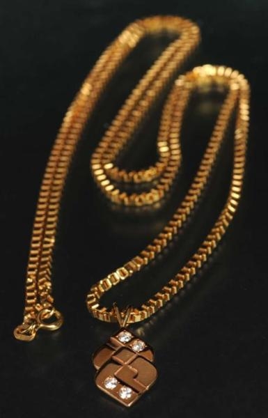 ANTIQUE JEWELRY 18K Y.GOLD CHAIN WITH LOCKET.     