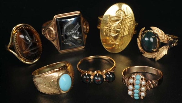 LOT OF 7: ANTIQUE JEWELRY Y.GOLD RINGS.           