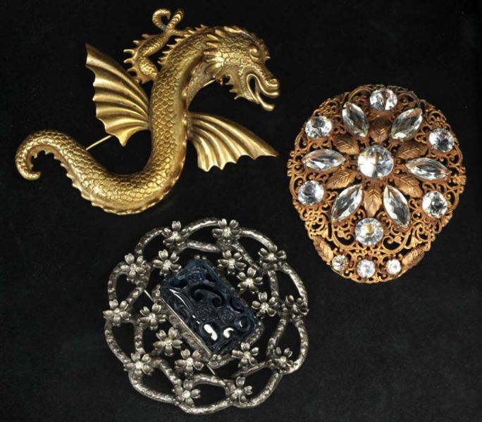 LOT OF 3: ANTIQUE COSTUME JEWELRY PINS.           