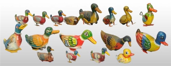 LOT OF 17: TIN LITHO DUCK FRICTION & WIND-UP TOYS.