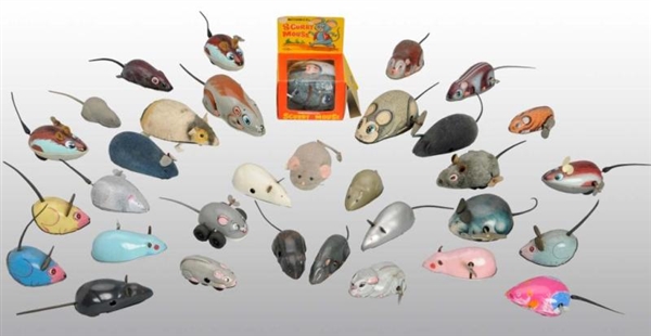 LOT OF 34: MOUSE TOYS.                            
