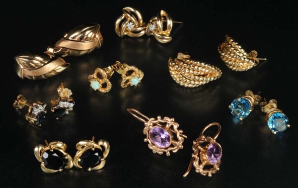 LOT OF 8: ANTIQUE JEWELRY GOLD EARRING PAIRS.     