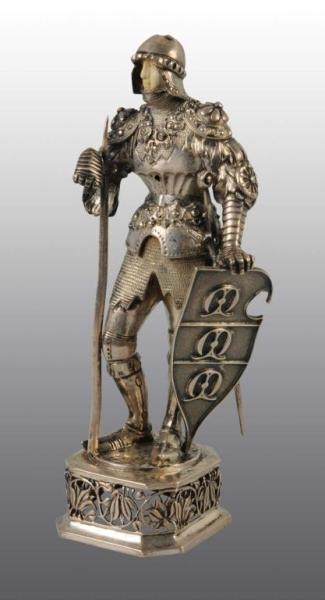 SILVER IVORY FACED KNIGHT.                        