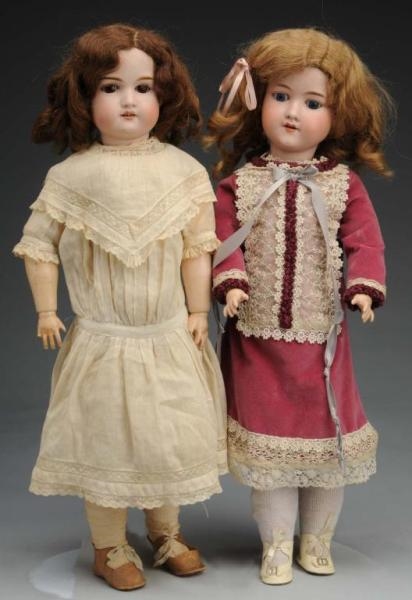 LOT OF 2: BISQUE GIRLS.                           
