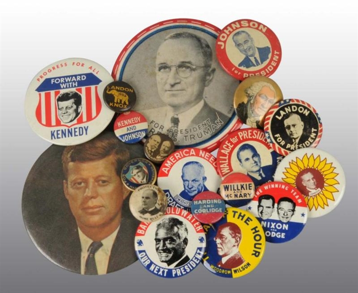 LARGE LOT OF POLITICAL BUTTONS.                   