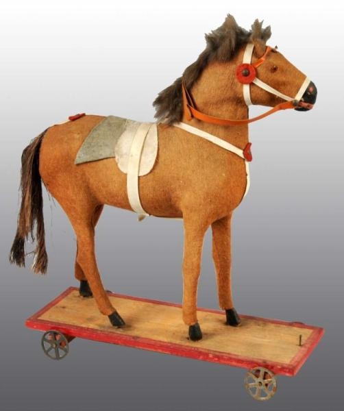 HORSE PULL TOY.                                   