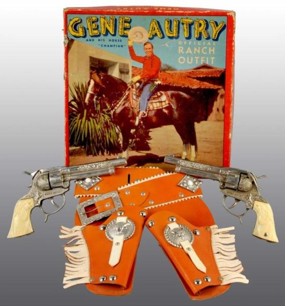 GENE AUTRY OFFICIAL TOY RANCH OUTFIT HOLSTER SET. 