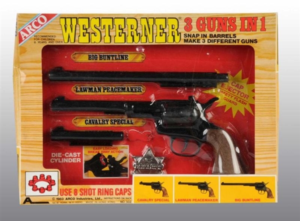 WESTERNER 3 GUNS IN 1 TOY CAP GUN.                