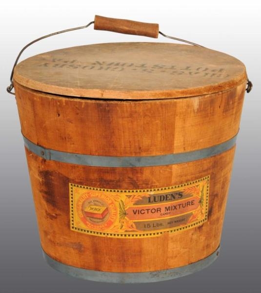 WOODEN LUDENS VICTOR MIXTURE CANDY BUCKET.       