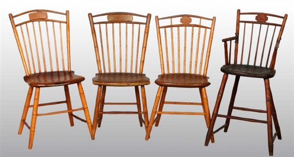 SET OF 4: WOODEN SPINDLE BACK KITCHEN CHAIRS.     