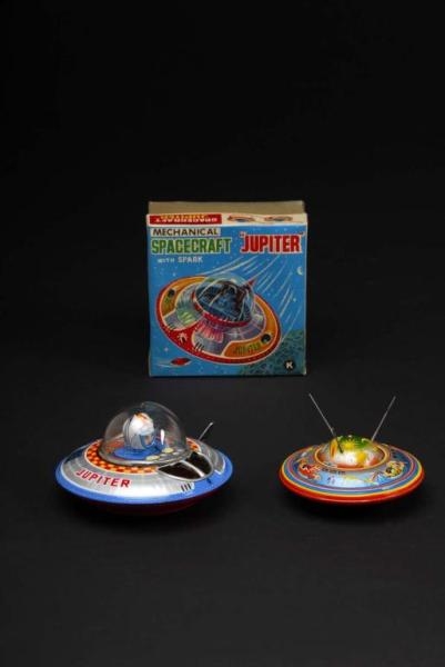 LOT OF 2: FLYING SAUCER TOYS.                     