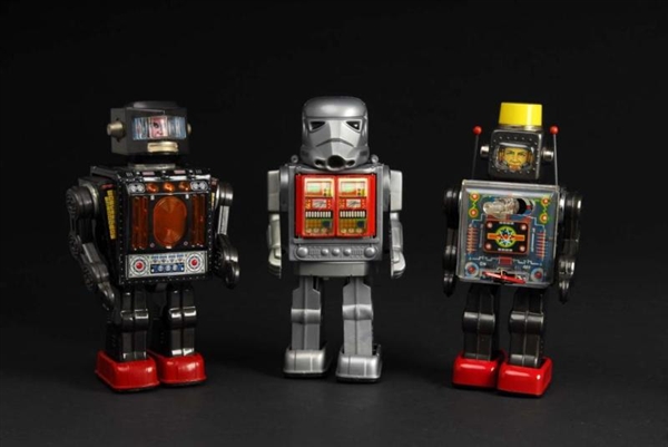 LOT OF 3: ROBOT TOYS.                             