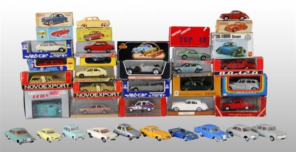 LOT OF 35: SMALL-SCALE CAR TOYS.                  