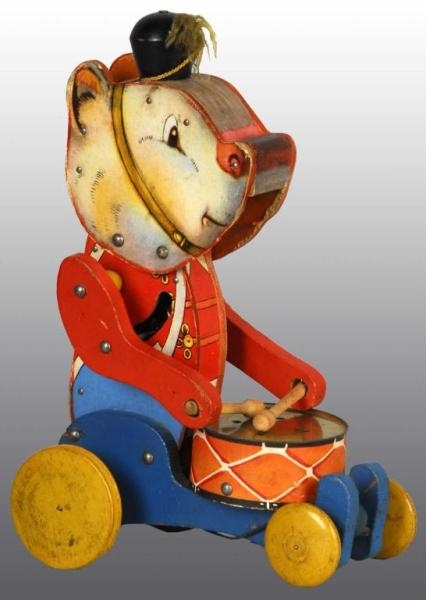 FISHER PRICE NO. 102 DRUMMER BEAR TOY.            