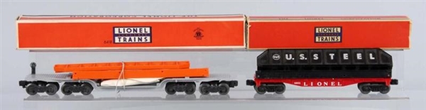 LOT OF 2: LIONEL O-GAUGE FREIGHT CARS.            