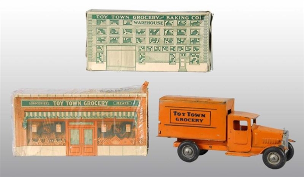 PRESSED STEEL METALCRAFT TOY TOWN GROCERY TRUCK.  