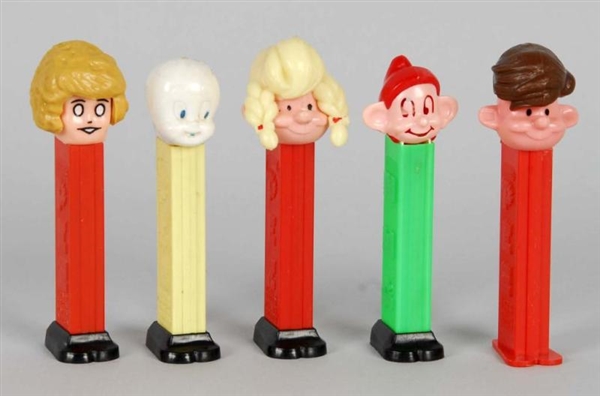 LOT OF 5: CHARACTER PEZ DISPENSERS.               