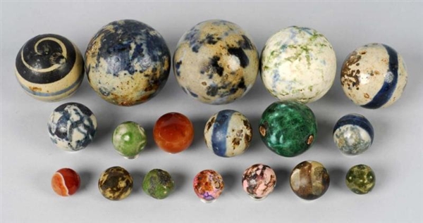LOT OF 18: VARIOUS MARBLES.                       