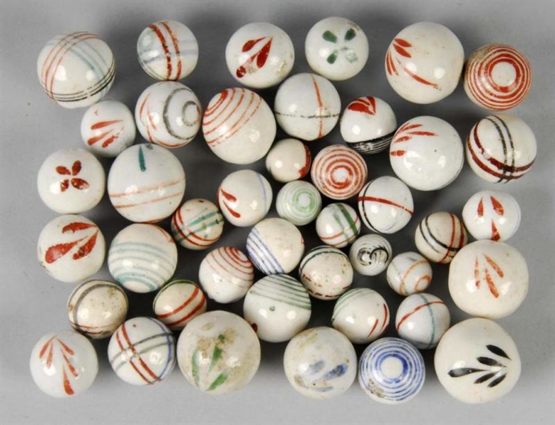 LOT OF GLAZED CHINA MARBLES.                      