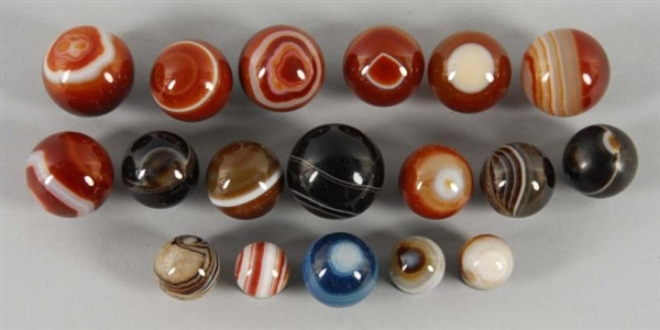 LOT OF 18: AGATE MARBLES.                         