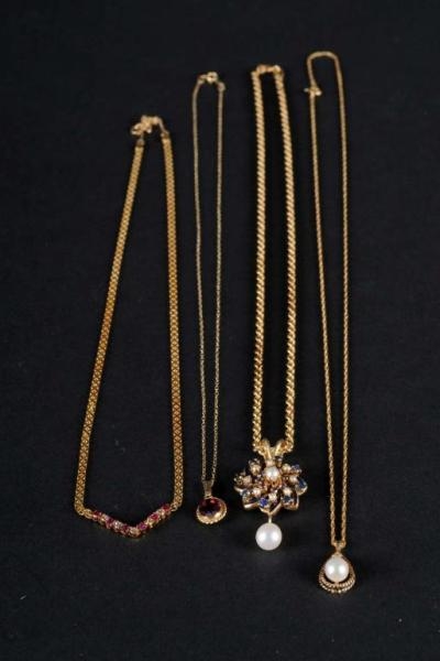 LOT OF 4: 14K YELLOW GOLD NECKLACES.              