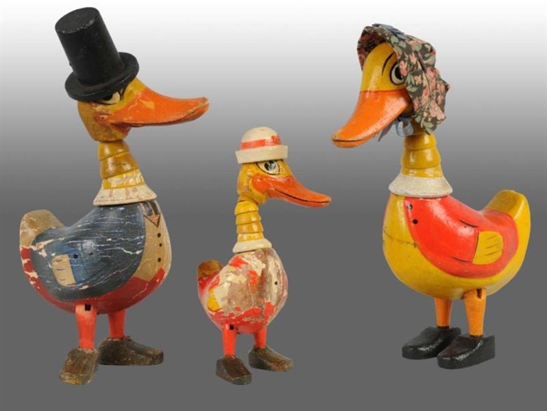 LOT OF 3: EARLY SCHOENHUT QUAKY DOODLE DUCK TOYS. 