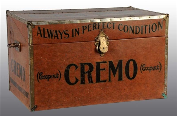 LARGE CREMO CIGAR HUMIDOR CHEST.                  