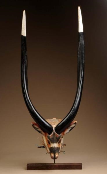 WEST AFRICAN GURO MASK.                           
