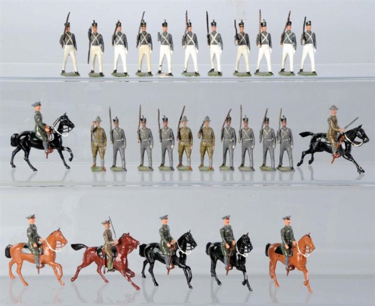 LOT OF BRITAINS TOY SOLDIERS.                     