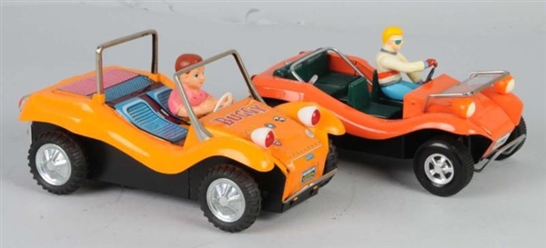 LOT OF 2: PLASTIC DUNE BUGGY TOYS.                