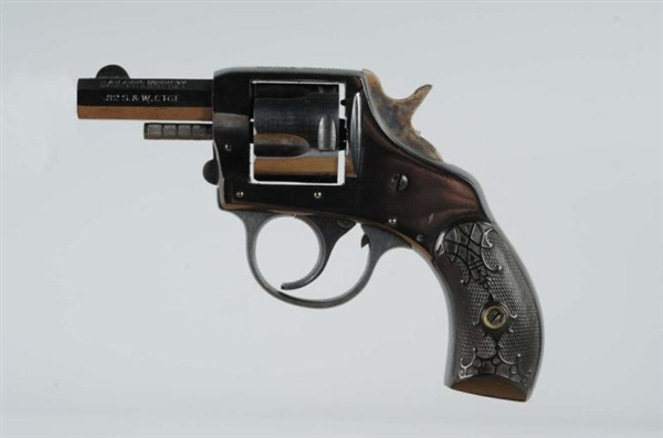 H & R YOUNG AMERICA DOUBLE ACTION REVOLVER. **    