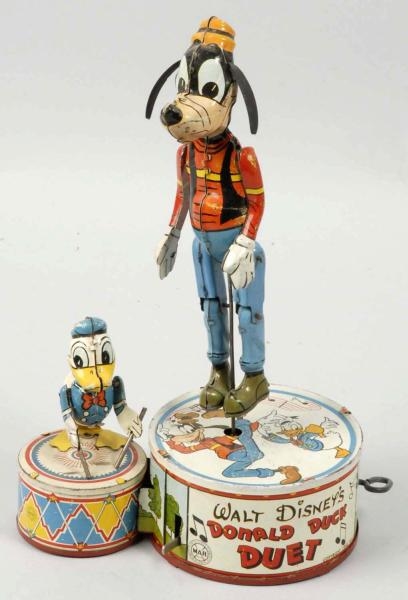 TIN LITHO MARX DONALD DUCK DUET WIND-UP TOY.      