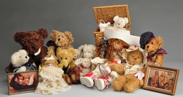 LOT OF 11 COLLECTIBLE BEARS & 2 DOLLS.            