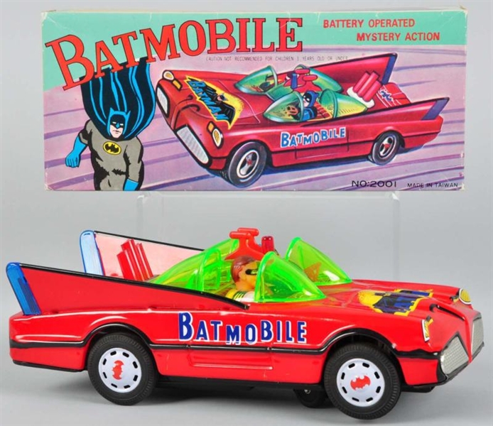 TIN LITHO BATMOBILE BATTERY-OPERATED TOY.         
