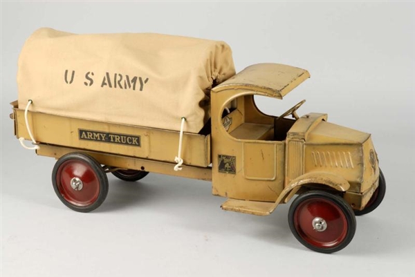PRESSED STEEL STEELCRAFT ARMY TRUCK.              