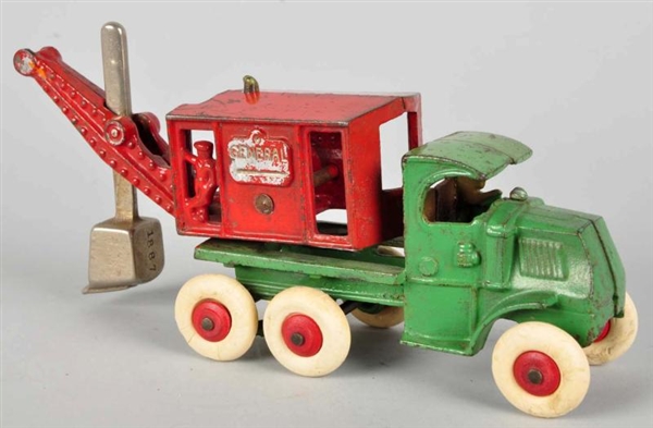 CAST IRON HUBLEY GENERAL DIGGER TRUCK TOY.        