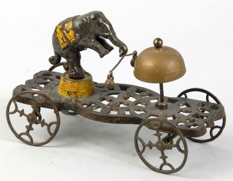 CAST IRON ELEPHANT BELL RINGER BELL TOY.          