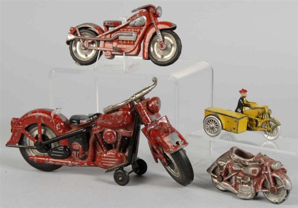 LOT OF 4: DIECAST MOTORCYCLE TOYS.                