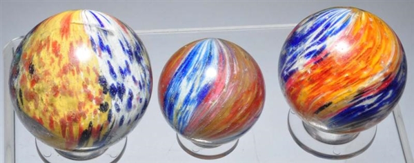 LOT OF 3: FOUR-PANEL ONIONSKIN MARBLES.           