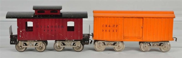 LOT OF 2: LIONEL NO. 10 SERIES FREIGHT TRAIN CARS 