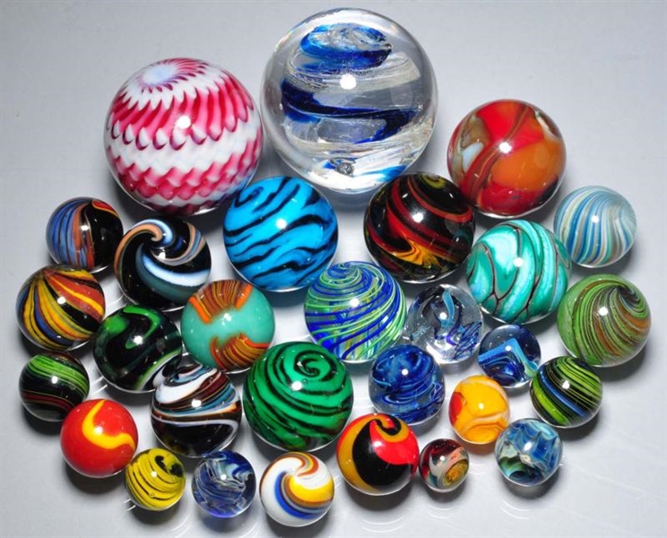 LOT OF 29: CONTEMPORARY MARBLES.                  