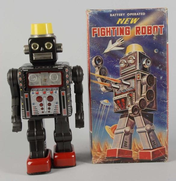 TIN LITHO FIGHTING ROBOT BATTERY-OPERATED TOY.    