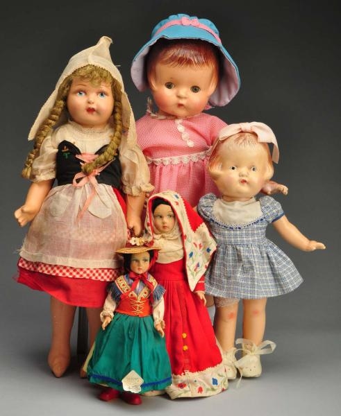 LOT OF 5: MISCELLANEOUS DOLLS.                    