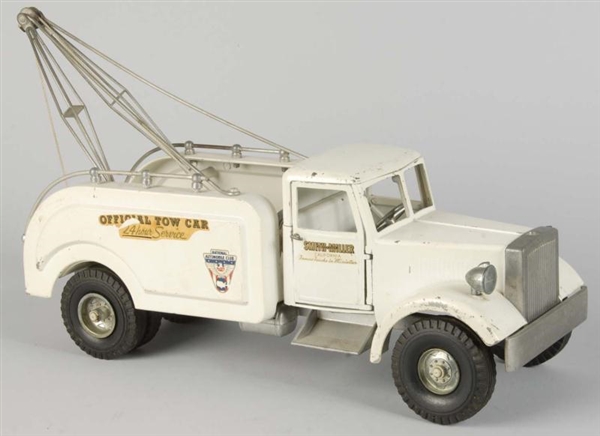 PRESSED STEEL SMITH-MILLER TOW TRUCK TOY.         