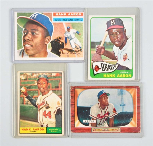 LOT OF 4: HANK AARON BASEBALL CARDS.              