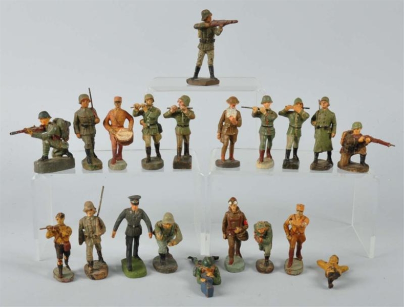 LOT OF 20: ELASTOLIN GERMAN TOY SOLDIERS.         