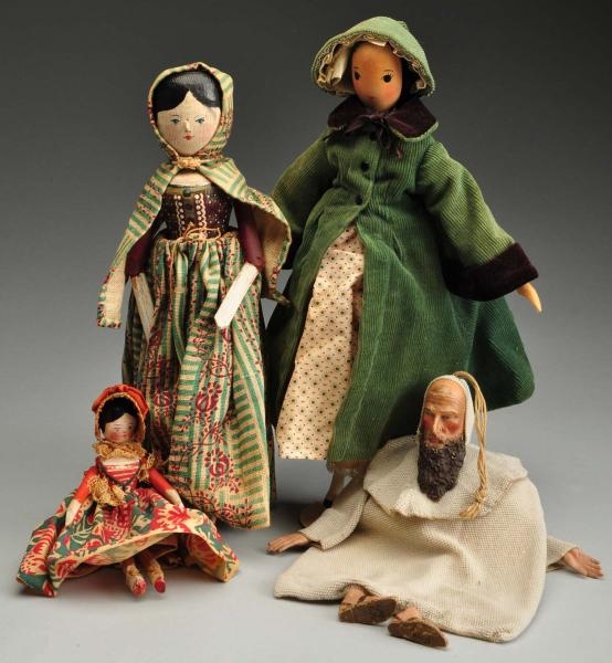 LOT OF WOOD DOLLS AND BEADED BAG.                 