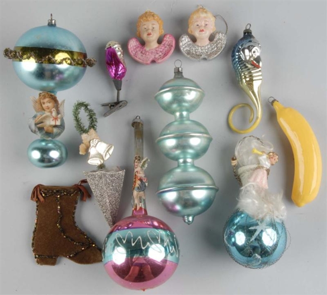 LOT OF GLASS CHRISTMAS ORNAMENTS.                 