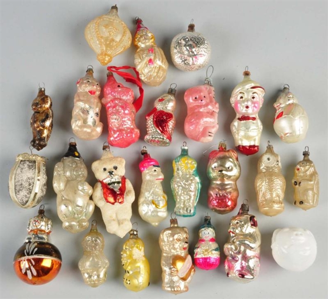 LOT OF 25: GLASS FIGURAL CHRISTMAS ORNAMENTS.     